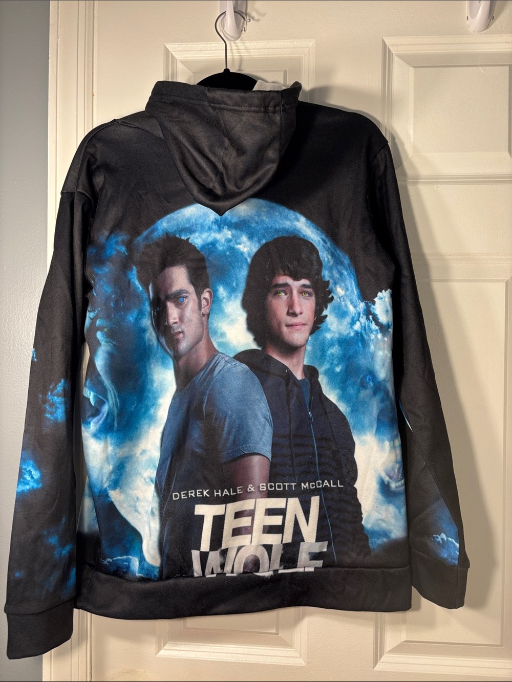 Teen Wolf Derek Hale & Scott McCall Graphic Hoodie Size L - Picture 5 of 5